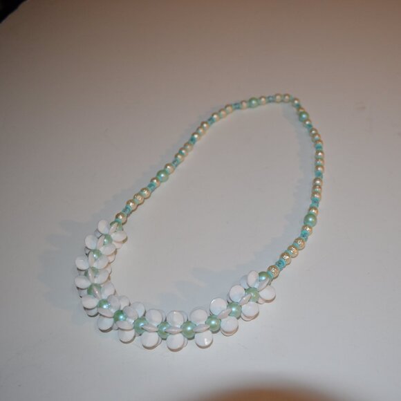 Necklace White & Blue Beads Acrylic Glass Plastic Rubber HomeMade Stretchy 12.5 - Picture 10 of 10